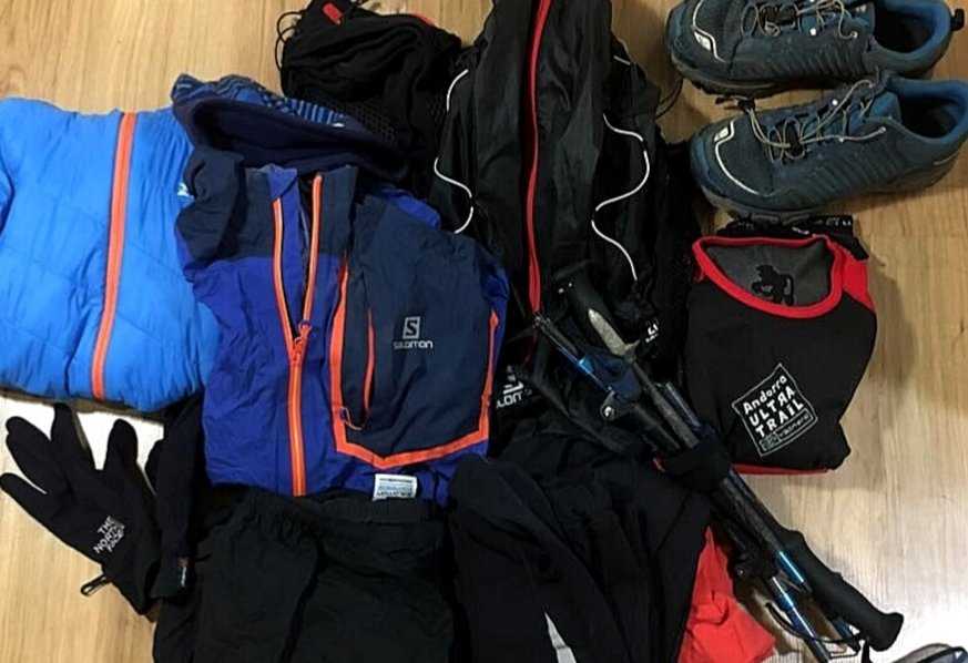 Material para carreras de autosuficiencia en montaña